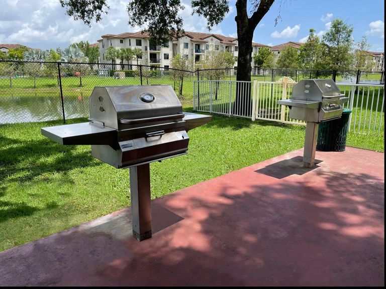 Fontainebleau Milton Apartments apartments in Miami, FL – photo 11