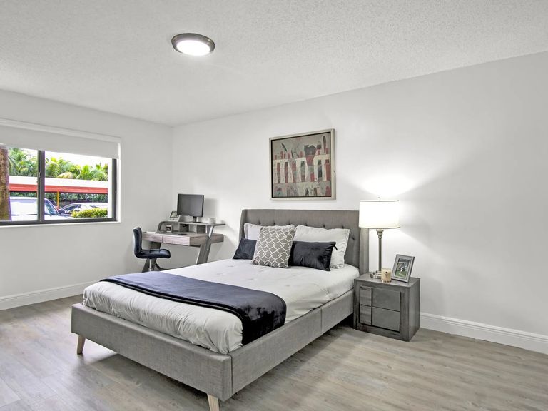 Fontainebleau Milton Apartments apartments in Miami, FL – photo 22