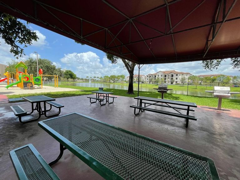 Fontainebleau Milton Apartments apartments in Miami, FL – photo 31