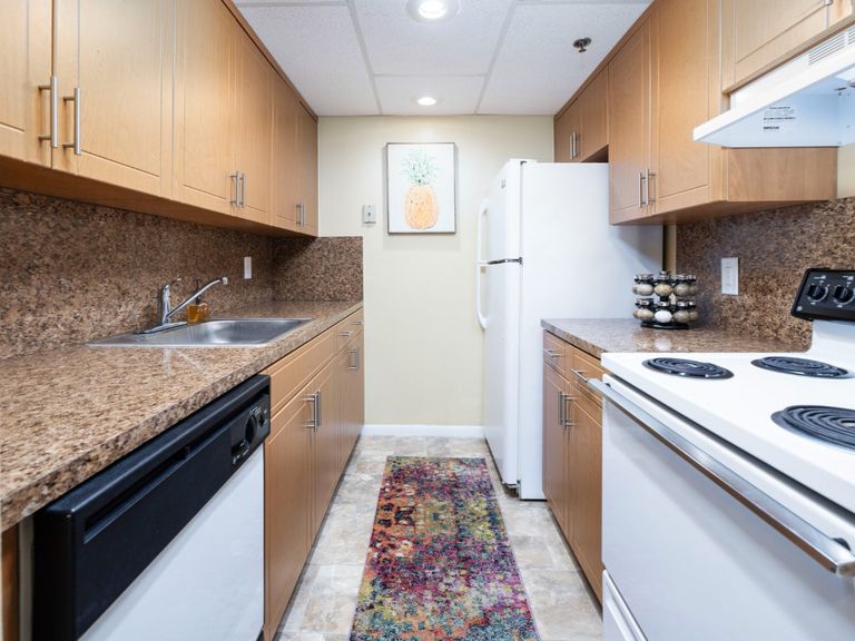 Forest Place apartments in Miami, FL – photo 14
