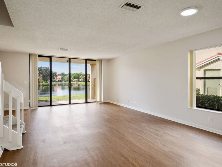 Forest Pointe apartments in Coconut Creek, FL – photo 15