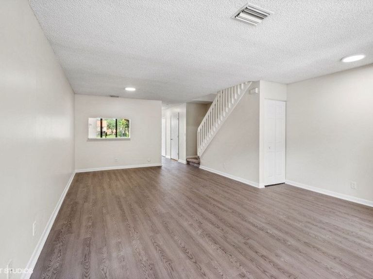 Forest Pointe apartments in Coconut Creek, FL – photo 16