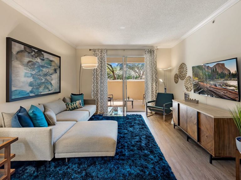 Fountain House Apartments apartments in Miami Lakes, FL – photo 7