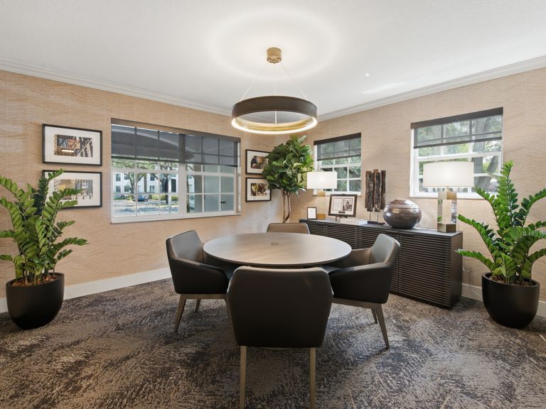 Fountain House Apartments apartments in Miami Lakes, FL – photo 9