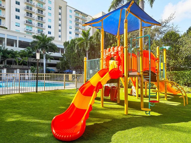 Gables 37 Grand apartments in Miami, FL – photo 15