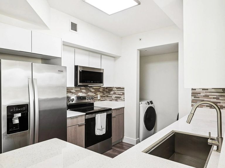 Gables 37 Grand apartments in Miami, FL – photo 20