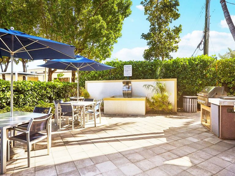 Gables 37 Grand apartments in Miami, FL – photo 8