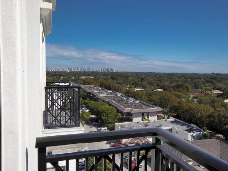 Gables Columbus Center apartments in Coral Gables, FL – photo 23