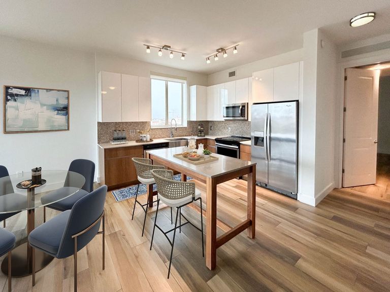 Gables Columbus Center apartments in Coral Gables, FL – photo 27
