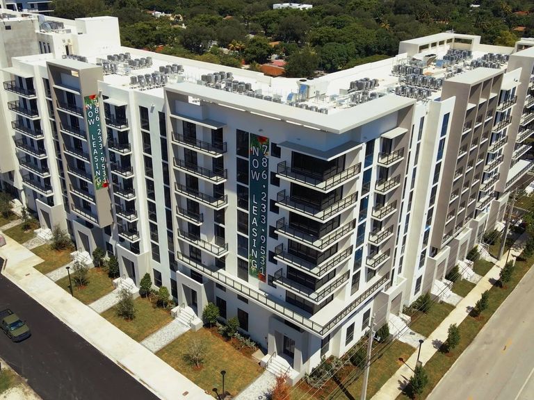 Gardens Residences apartments in North Miami, FL – photo 17