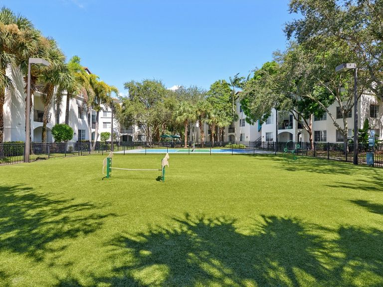 Grand Riviera Miramar apartments in Miramar, FL – photo 17