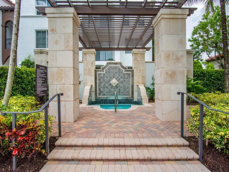 Grand Riviera Miramar apartments in Miramar, FL – photo 37