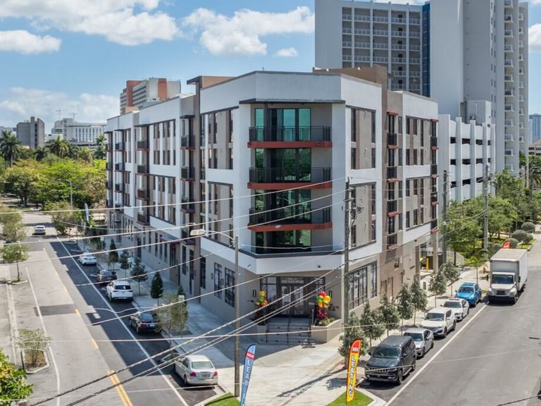 Grand View Park apartments in Miami, FL – photo 29