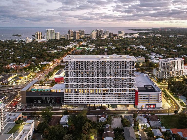 Grove Central Residences apartments in Miami, FL – photo 47