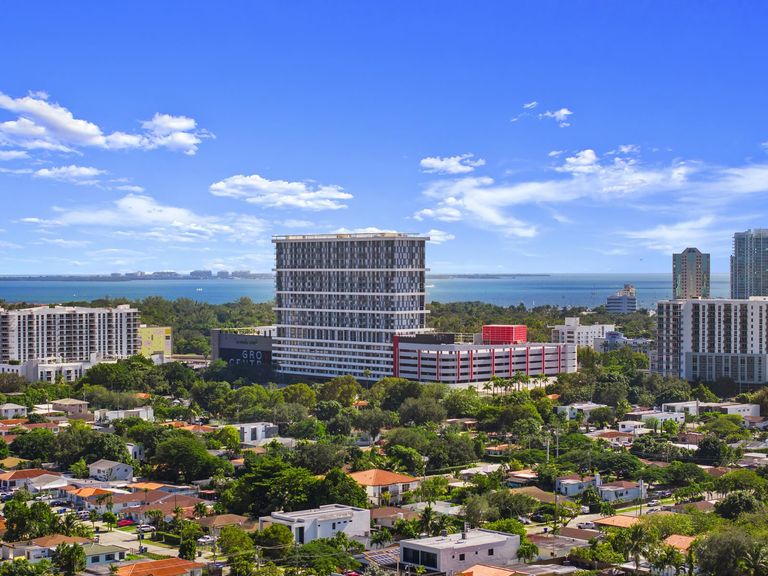 Grove Central Residences apartments in Miami, FL – photo 52