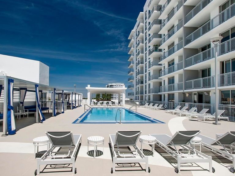 Grove Station Tower apartments in Miami, FL – photo 18