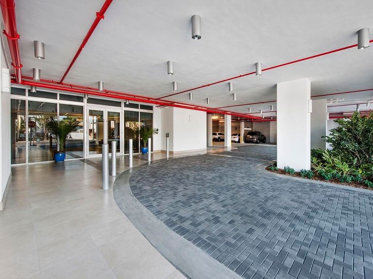 Grove Station Tower apartments in Miami, FL – photo 22