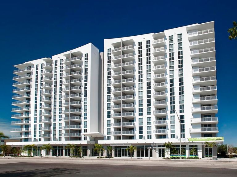 Grove Station Tower apartments in Miami, FL – photo 26