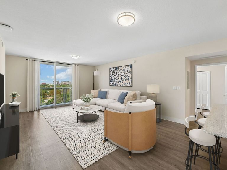 Grove Station Tower apartments in Miami, FL – photo 30