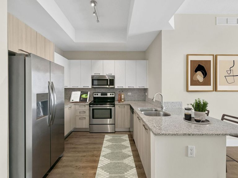 Grove Station Tower apartments in Miami, FL – photo 33