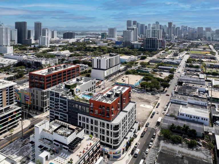 Highley House apartments in Miami, FL – photo 31