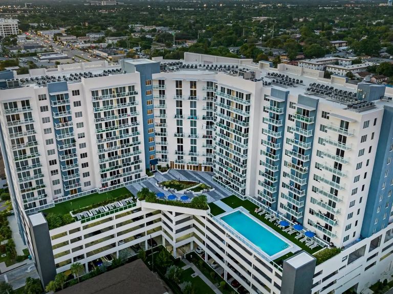 Hollywood East apartments in Hollywood, FL – photo 10