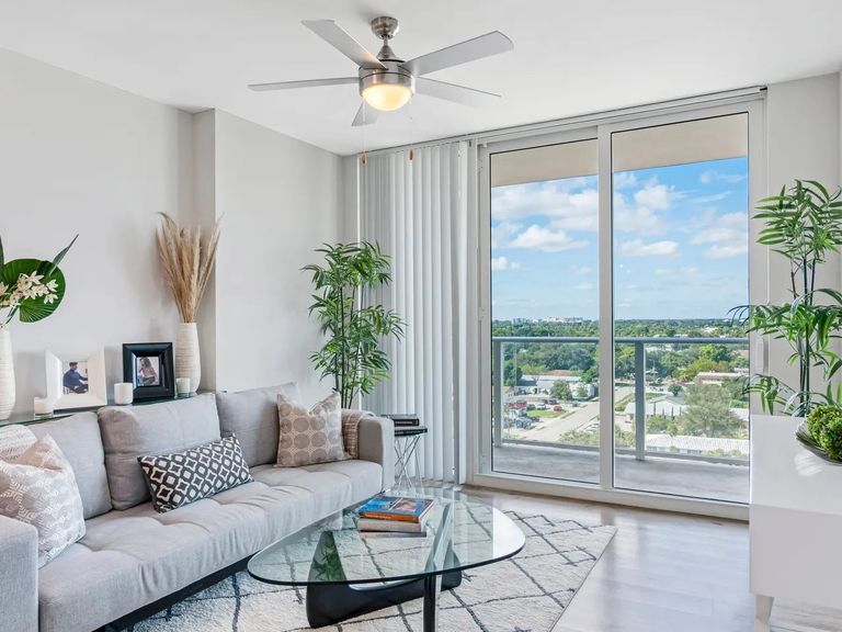 Hollywood East apartments in Hollywood, FL – photo 14