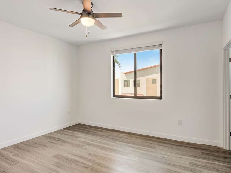 ID Oakland Park apartments in Oakland Park, FL – photo 20
