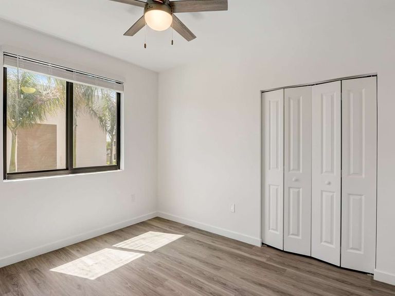 ID Oakland Park apartments in Oakland Park, FL – photo 25