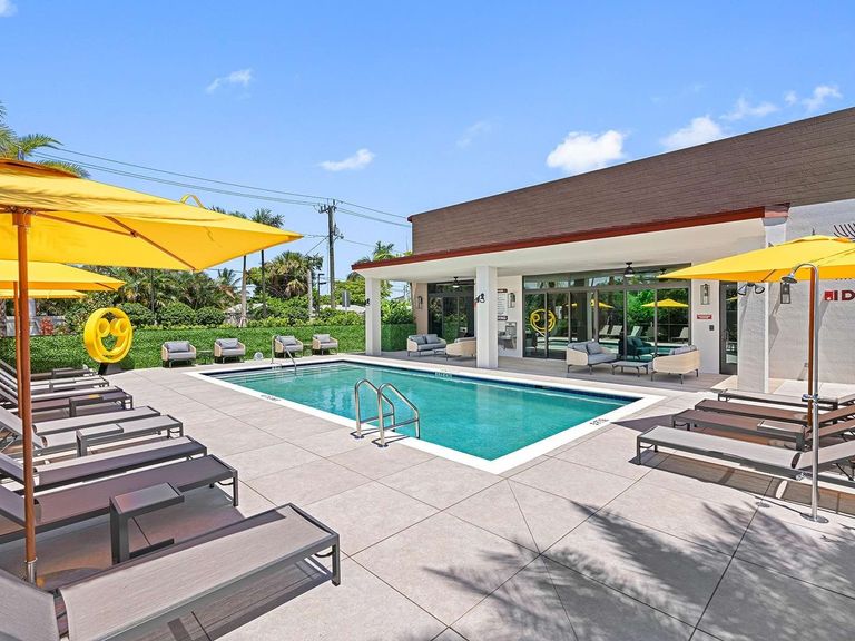 ID Oakland Park apartments in Oakland Park, FL – photo 68