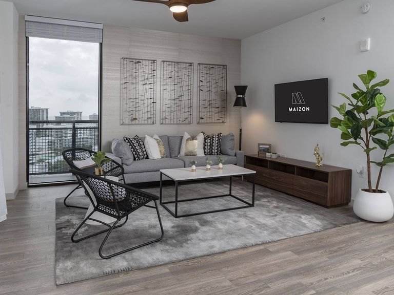 Maizon Brickell apartment community photo