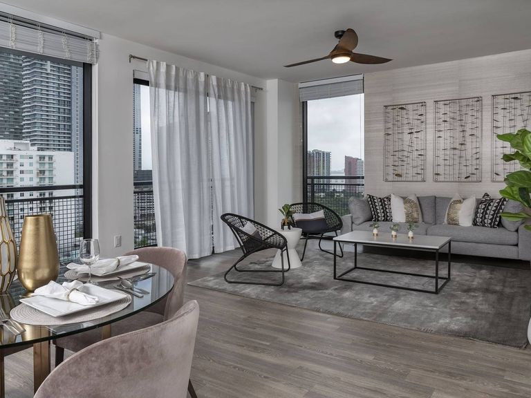 Maizon Brickell apartment community photo