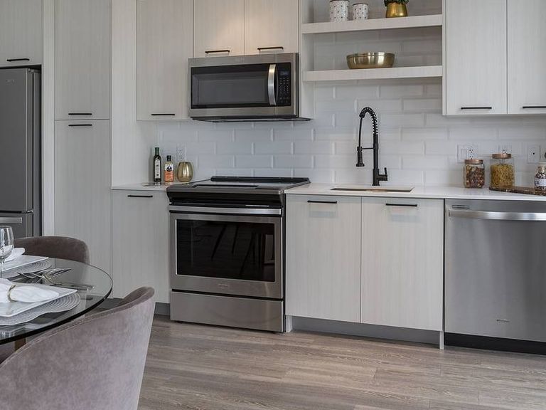 Maizon Brickell apartment community photo