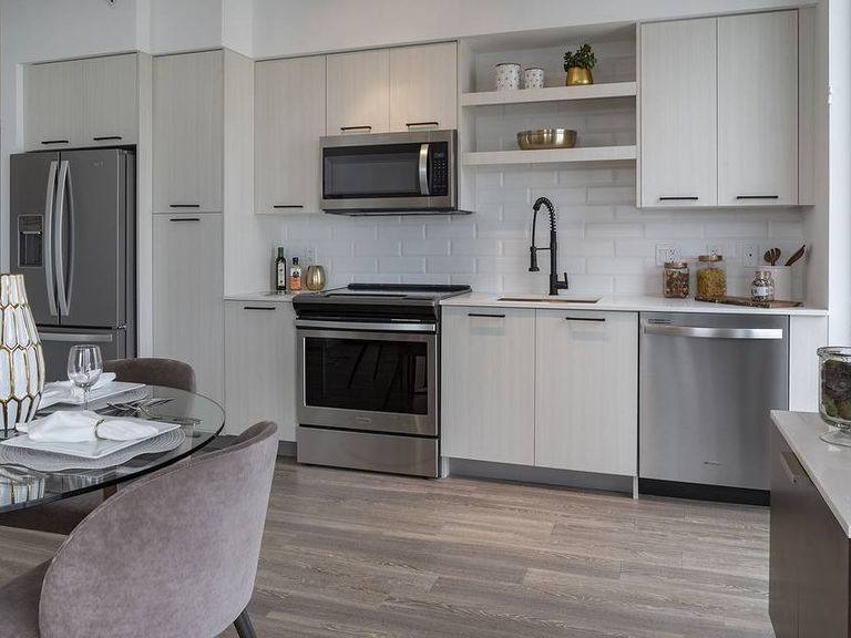 Maizon Brickell apartment community photo