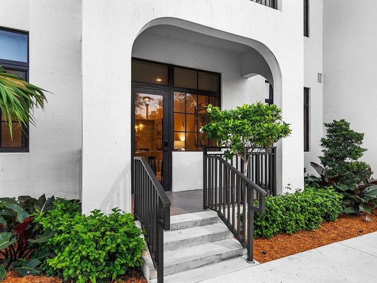 Indigo Palmetto Bay apartments in Palmetto Bay, FL – photo 13
