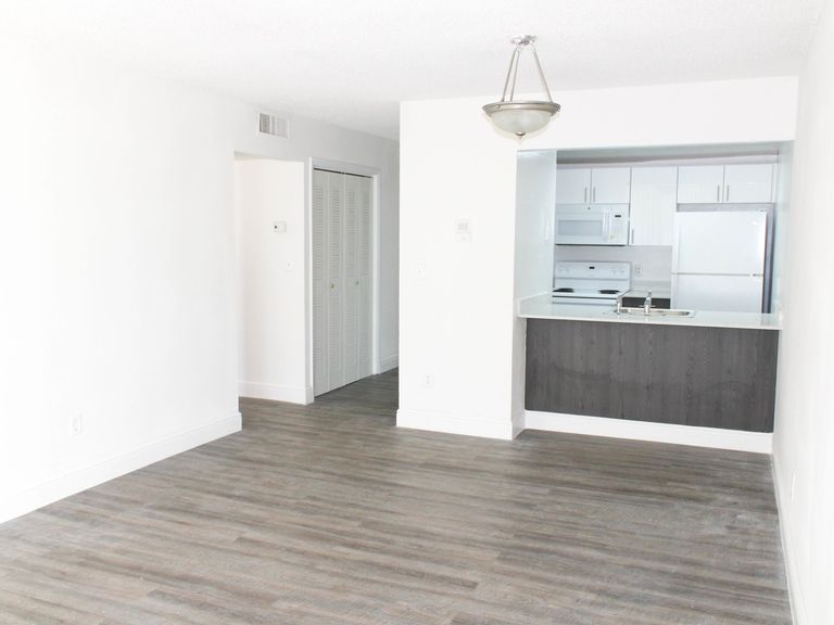 Inverrary 441 Apartments apartments in Fort Lauderdale, FL – photo 11