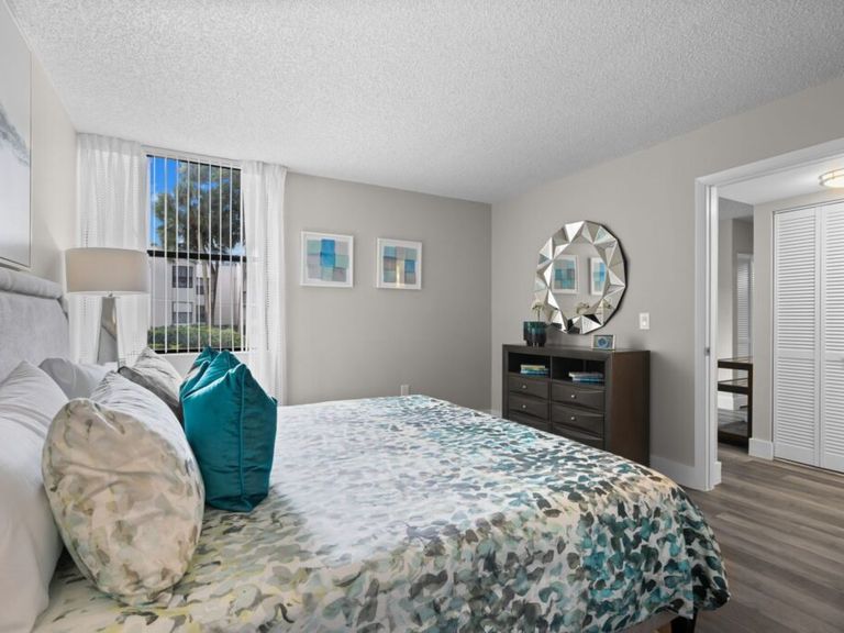 Jacaranda Club apartments in Plantation, FL – photo 31