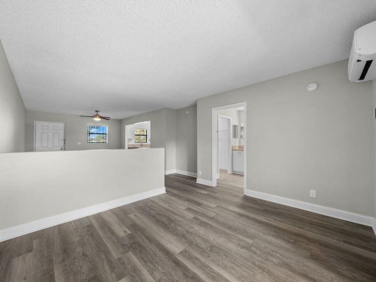 Jacaranda Club apartments in Plantation, FL – photo 41