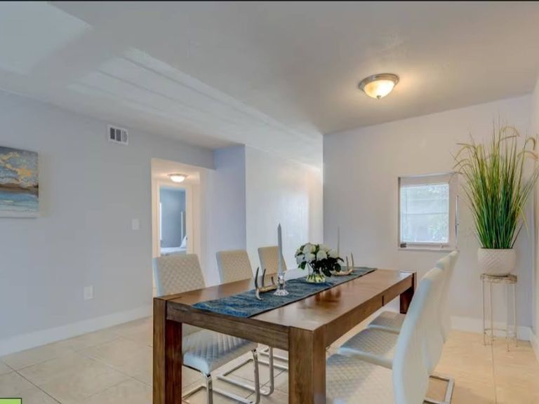 Lake House Apartments apartments in Miami Gardens, FL – photo 20