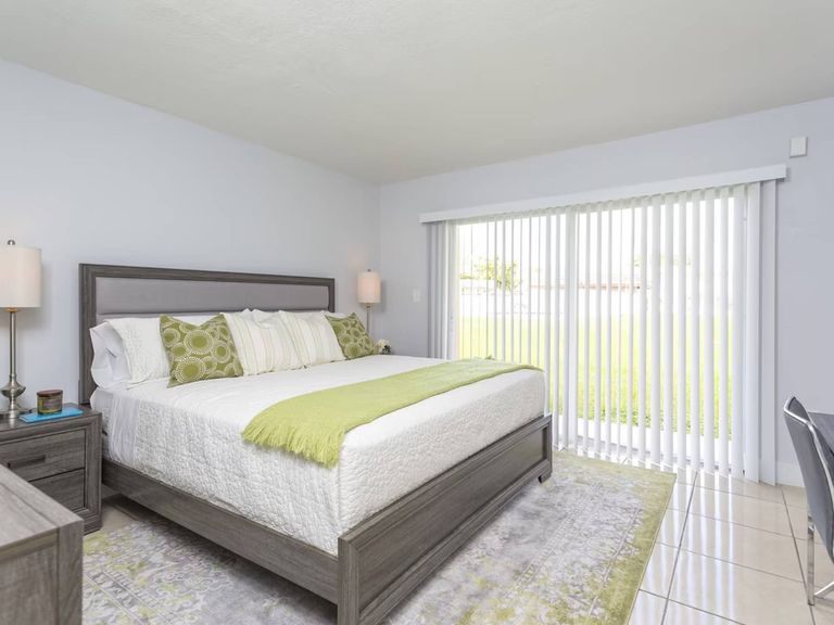 Lake House Apartments apartments in Miami Gardens, FL – photo 27