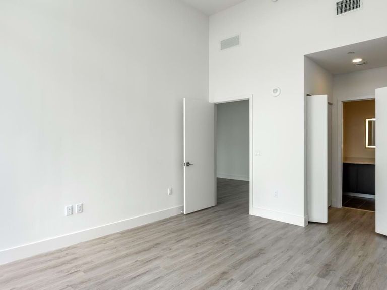 Lantower River Landing apartments in Miami, FL – photo 23