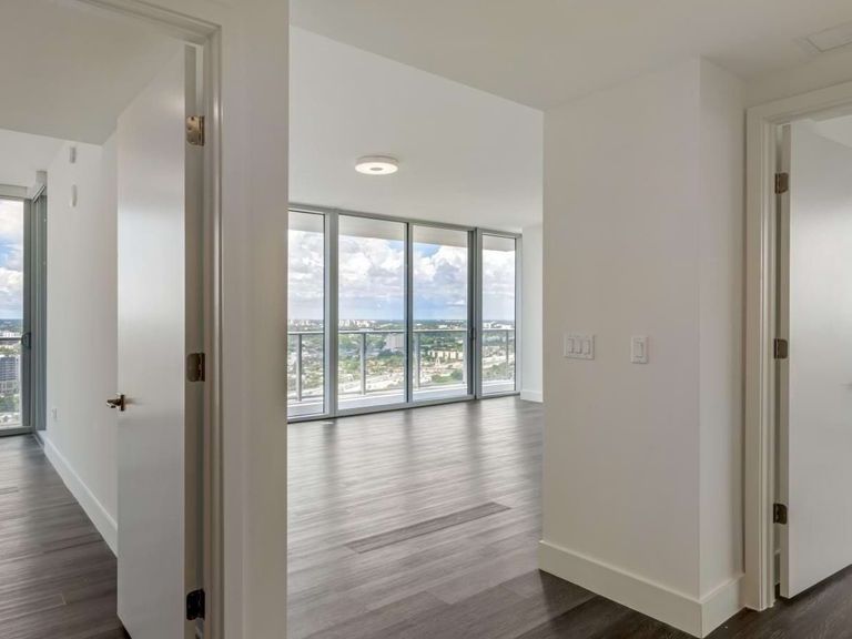 Lantower River Landing apartments in Miami, FL – photo 38