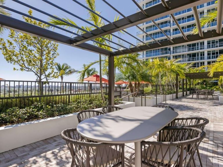 Lantower River Landing apartments in Miami, FL – photo 48