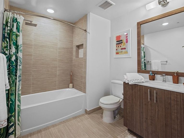 LaVida Apartments apartments in Miami, FL – photo 24