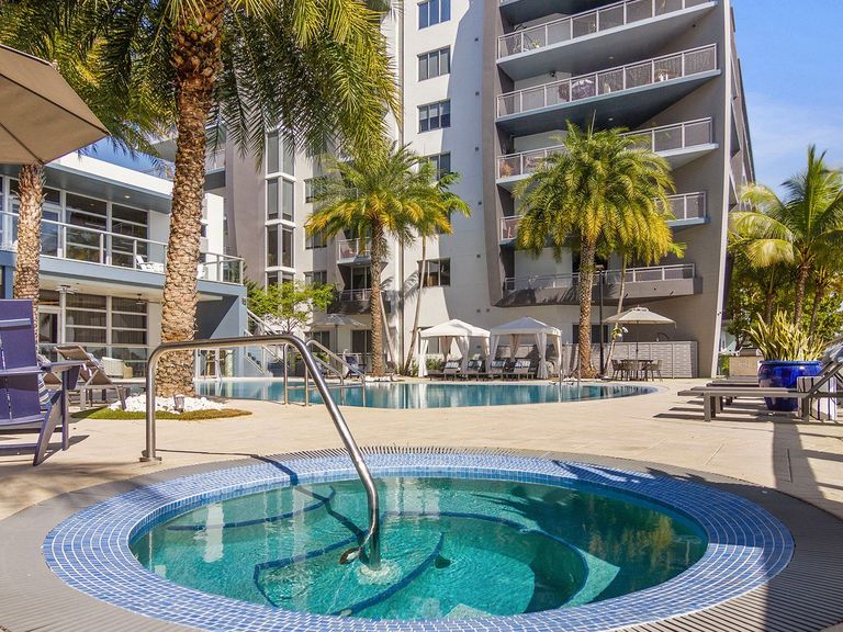 LaVida Apartments apartments in Miami, FL – photo 9