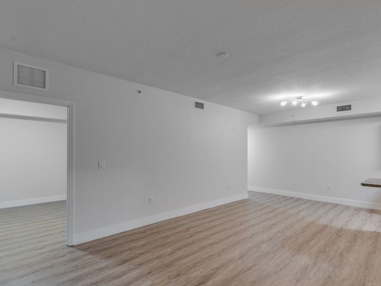 Legacy at Hollywood apartments in Hollywood, FL – photo 12