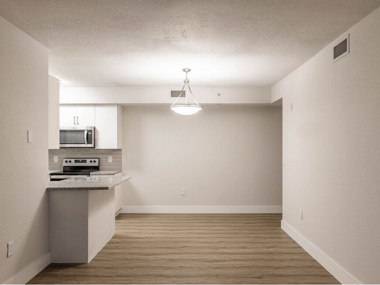 Legacy at Hollywood apartments in Hollywood, FL – photo 13