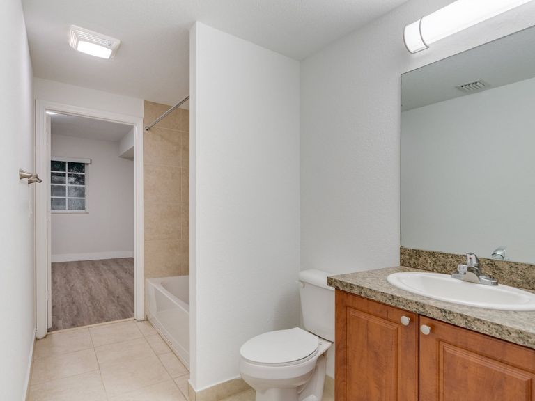 Legacy at Hollywood apartments in Hollywood, FL – photo 14