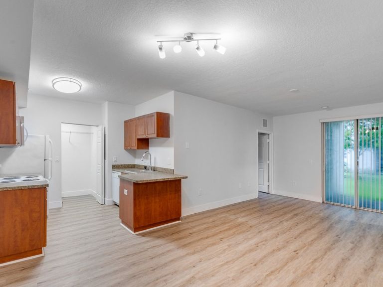 Legacy at Hollywood apartments in Hollywood, FL – photo 15