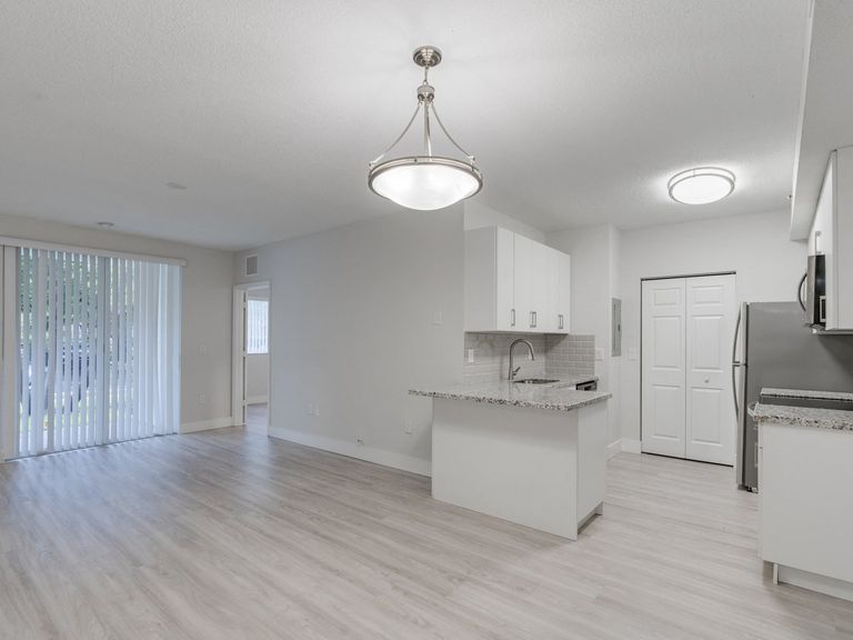 Legacy at Hollywood apartments in Hollywood, FL – photo 18